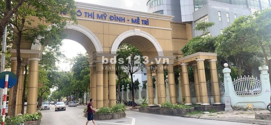 Tòa Căn Hộ dịch vụ Apartment Đình Thôn ô tô tránh có 37 căn full Đồ dt 133M2 giá bán 32.5 tỷ
