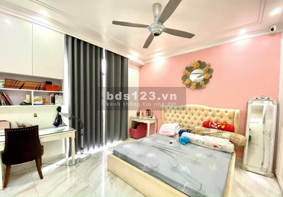 Siêu phẩm Vin imperia khu đóng, 98m2 giá hấp dẫn 13,8 tỷ Bài trí thông minh, nội thất sang trọng