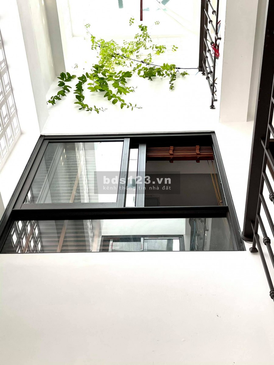 Siêu mặt tiền ngang 5m, dt 76m2, Hồng Lạc, Tân Bình, giá 7 tỷ thương lượng, chính chủ