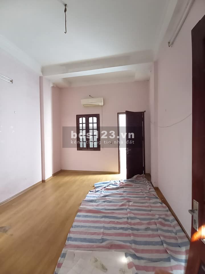 Bán nhà ngõ Hoà Bình, Minh Khai, 2 mặt ngõ trước sau, dt 25m2, giá 2.65 tỷ