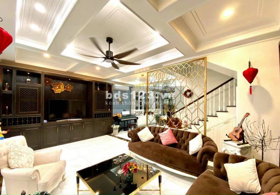 Siêu phẩm Vin imperia khu đóng, 98m2 giá hấp dẫn 13,8 tỷ Bài trí thông minh, nội thất sang trọng