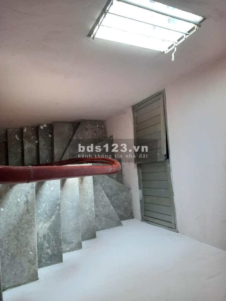 Bán nhà ngõ Hoà Bình, Minh Khai, 2 mặt ngõ trước sau, dt 25m2, giá 2.65 tỷ