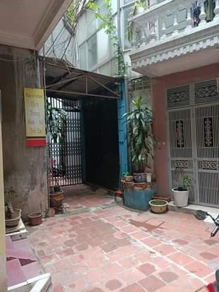Ngõ Lớn Võ Thị Sáu diện tích 40m2 4 tầng, mt 3m giá bán 4.4 tỷ Hai Bà Trưng