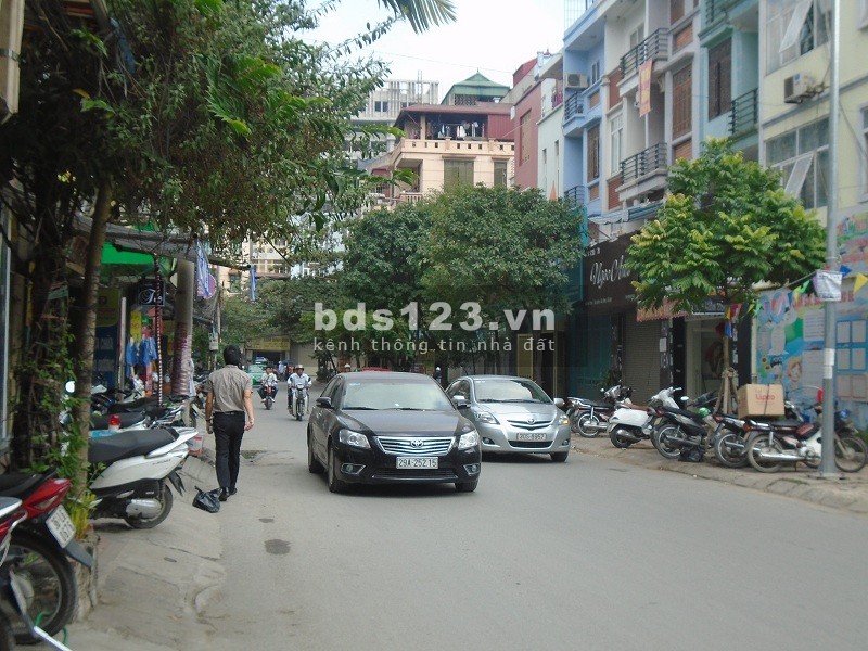 Bán nhà Văn Quán, Dân trí cao diện tích sử dụng 36m2, giá bán 2.65 tỷ