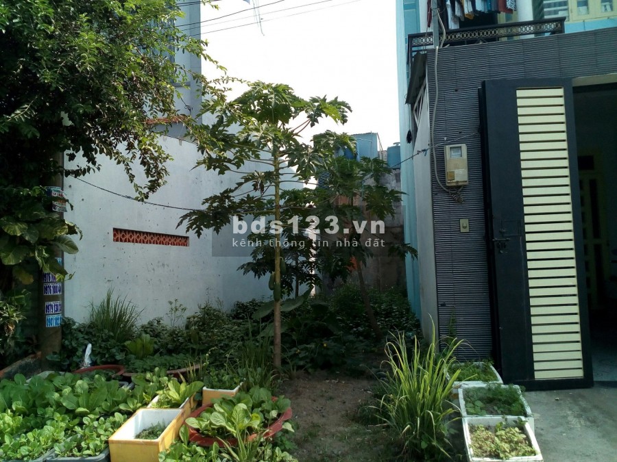 Bán đất đường Bùi Văn Ngữ, phường Hiệp Thành, quận 12. Giá 3,150 tỷ dt 76m2