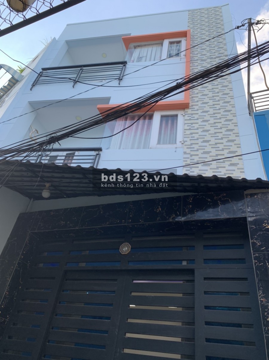 Chủ cần ra đi căn nhà xây mới long lanh, giá bán 4.3 tỷ, liên hệ 0909083678