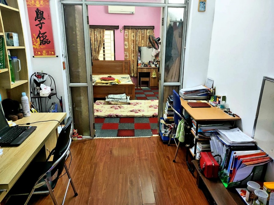Bán nhà chỉ 2.7 tỷ vào ở ngay, nhà vuông đẹp trung tâm Quận Ba Đình, sổ đỏ đẹp