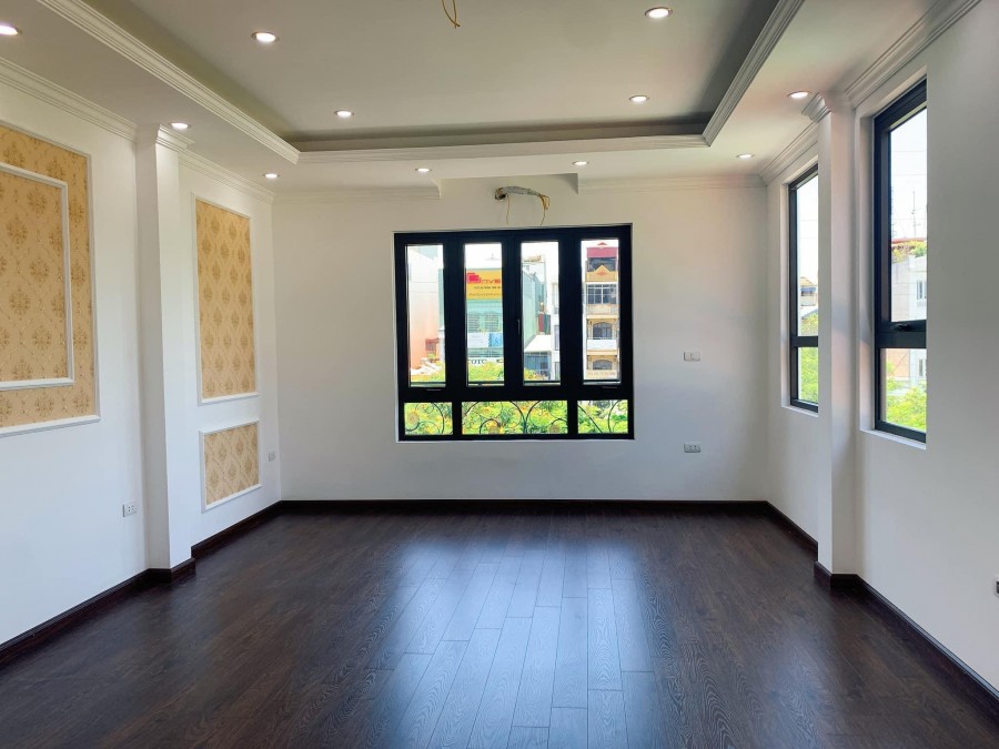 Mặt đường Kim Ngưu dt 80m2, đúc 7 tầng thang máy mới đẹp vào ở ngay