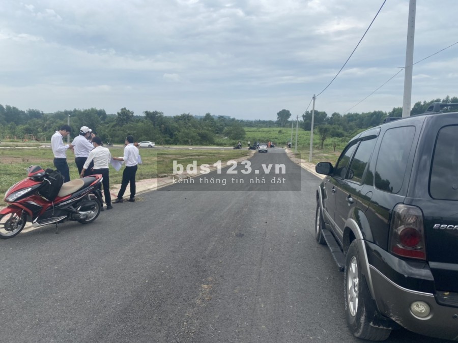 Đất Mặt Tiền QL51 sổ sẵn.Vòng Xoay Cổng 11.KDL Sơn Tiên. TTTP. Biên Hòa