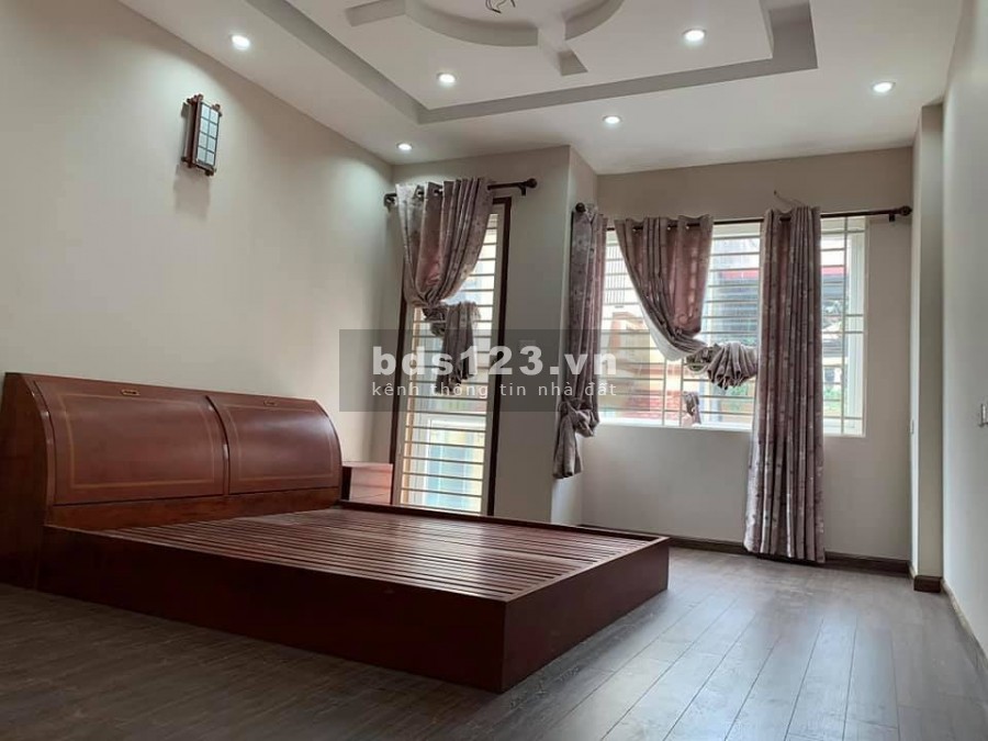 Bán Nhà Nở Hậu Nguyễn Trãi, Thanh Xuân Xây Mới Sổ Đỏ Chính Chủ, dt 40m2 5 tầng, giá 3.4 tỷ