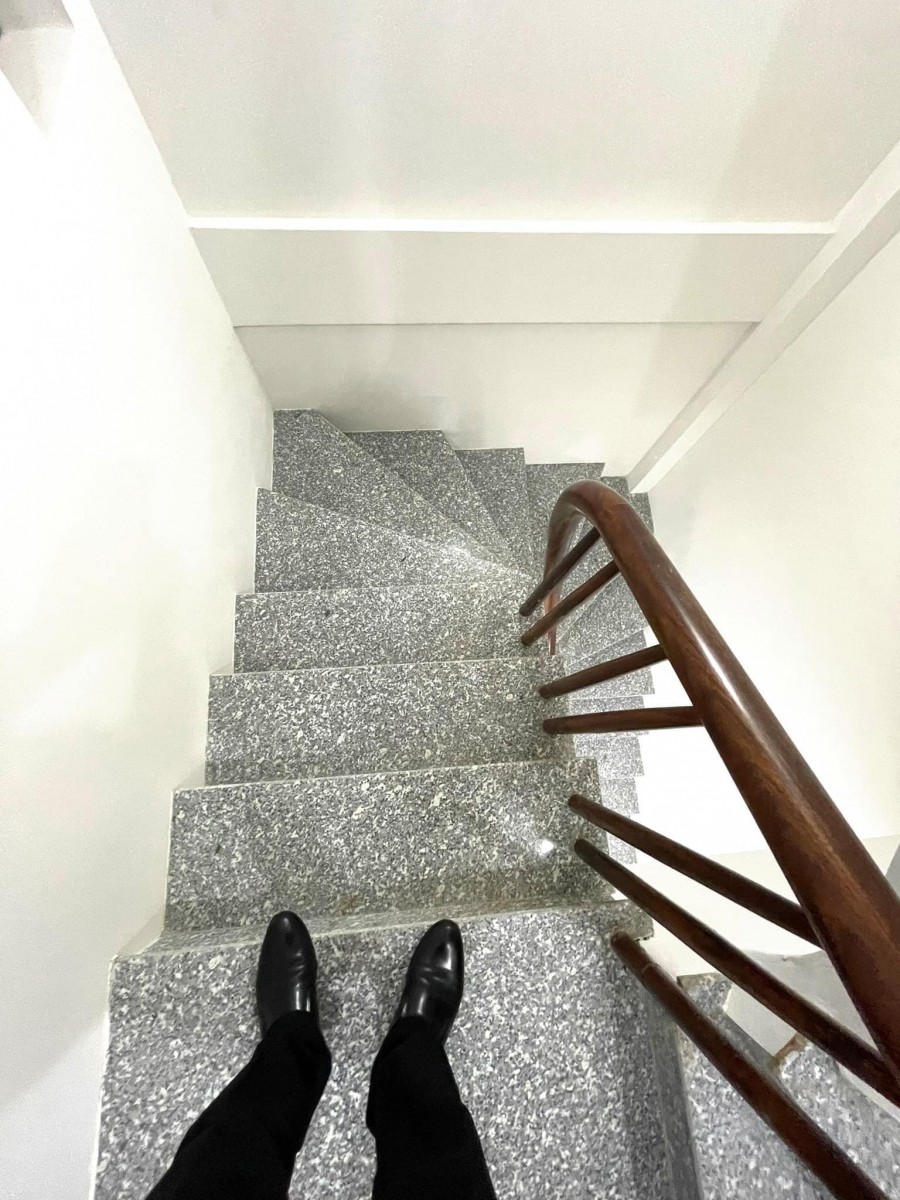 Nhỉnh 6 tỷ có nhà mới - Gara ô tô 7 chỗ - 6 tầng - ô tô đỗ cạnh nhà ngày đêm LH 0902224679