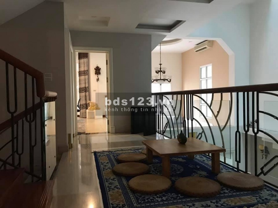 Bán Biệt Thự Siêu Đẹp Phố Cửa Bắc Quận Ba Đình,nhà 2 mặt thoáng diện tích 172m.