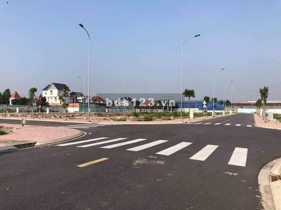 Bán Đất Sổ Hồng Giá Chính Chủ Ngay Trung Tâm, khu dân cư Nam Long, dt 100m2