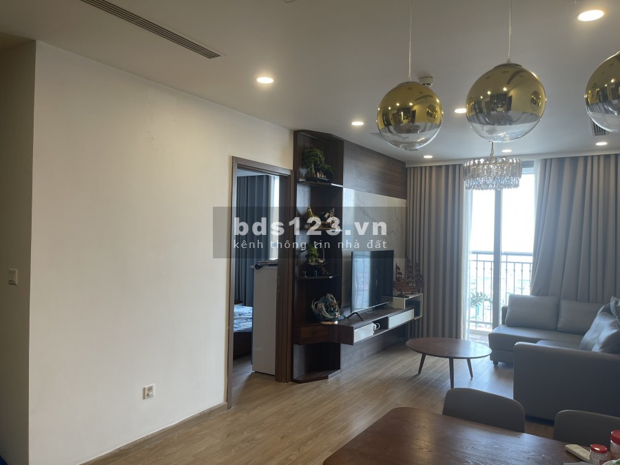 Chuyển công tác gia đình tôi cần bán căn hộ 2PN diện tích 86m2, chung cư Vinhomes Gardenia