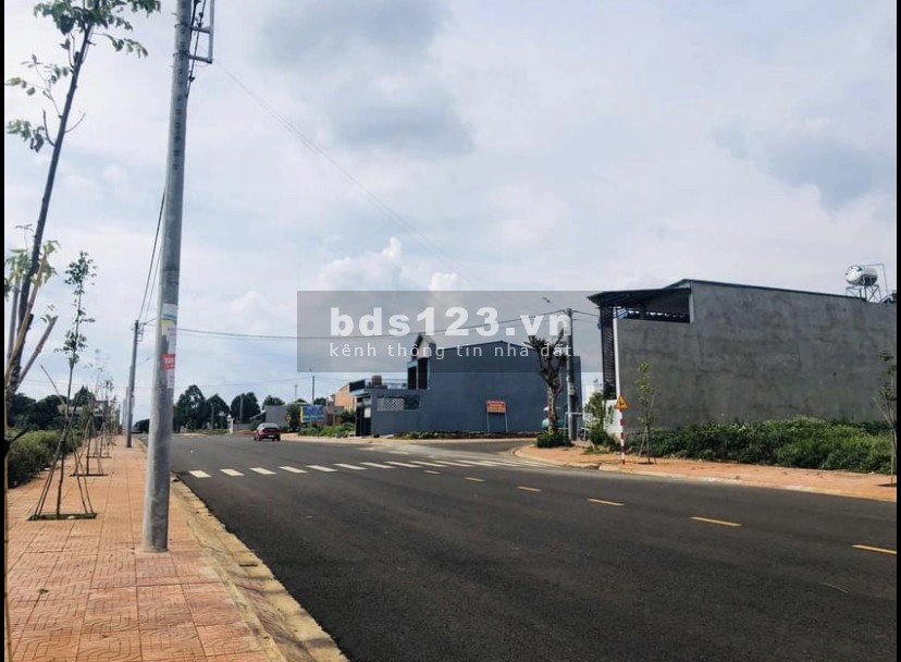 Tái Định Cư Tân Phong LK4 - Đường 24m, địa thế đất bằng phẳng, thổ cư 100%