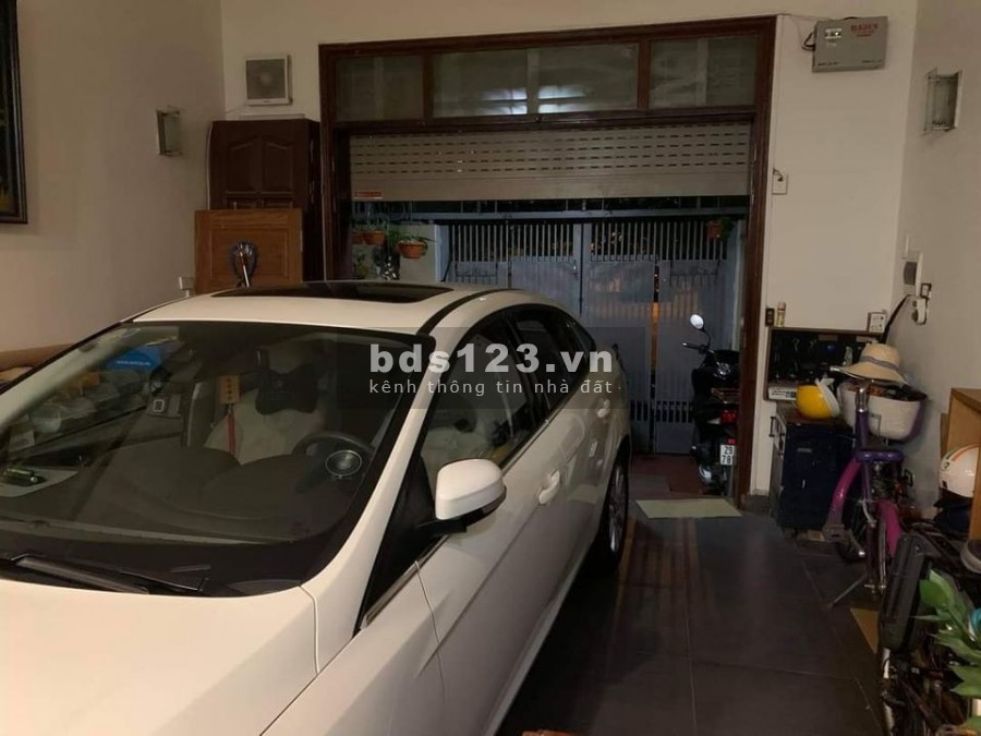 Bán nhà Phân lô đường Cầu Giấy, 60m x 5T, Ô tô vào nhà