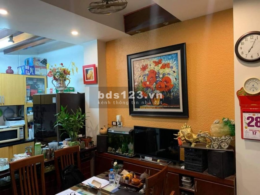 Bán nhà Phân lô đường Cầu Giấy, 60m x 5T, Ô tô vào nhà