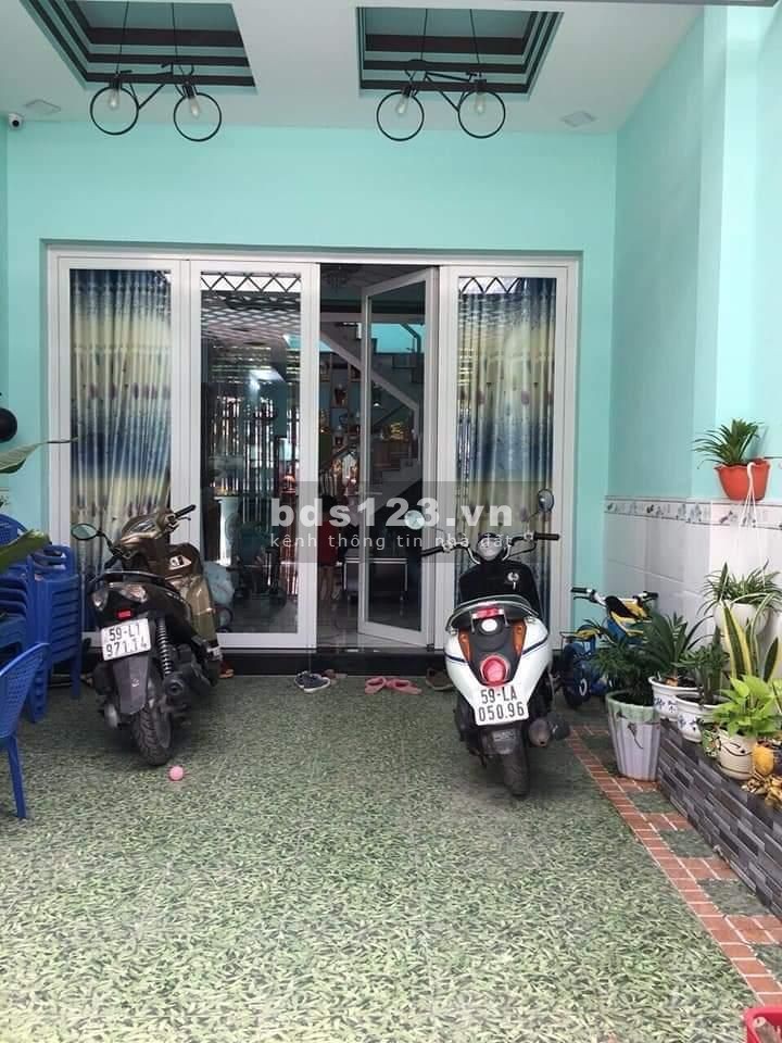 Bán Gấp Nhà Hương Lộ 2 Bình Tân, 72m2, 3P.ngủ, Giá Rẻ | Đt: 0987958751