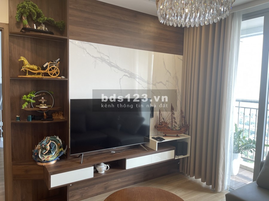 Chuyển công tác gia đình tôi cần bán căn hộ 2PN diện tích 86m2, chung cư Vinhomes Gardenia