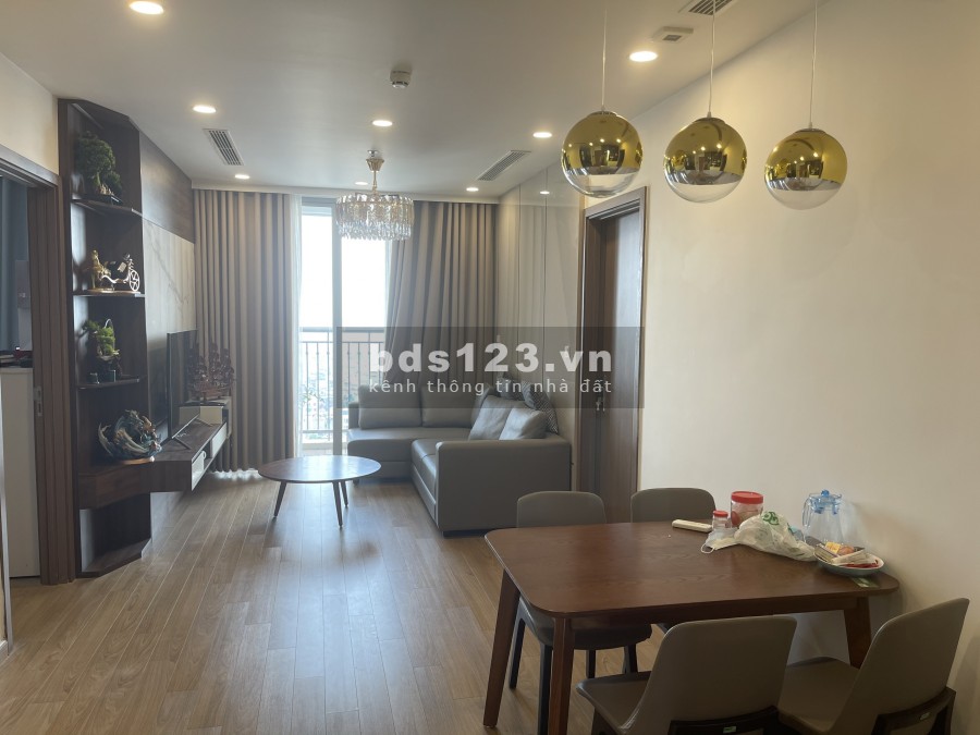Chuyển công tác gia đình tôi cần bán căn hộ 2PN diện tích 86m2, chung cư Vinhomes Gardenia