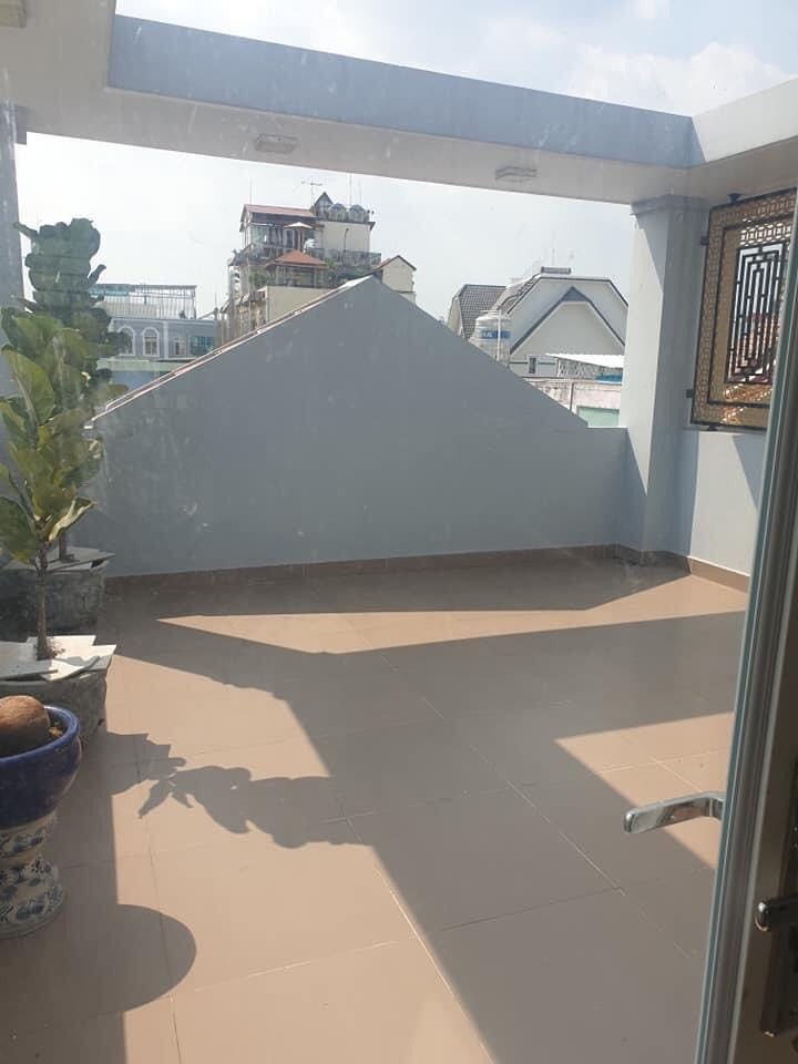 Gấp bán nhà 4 tầng, 5PN dtsd 200m2, HXH, Trần Quang Diệu Q3 giá chỉ 9 tỷ 5