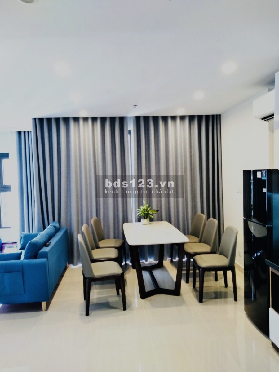 Hết tháng 8 mình trống căn 1PN+1 nội thất đầy đủ cho thuê tại Vinhomes Smart City.
