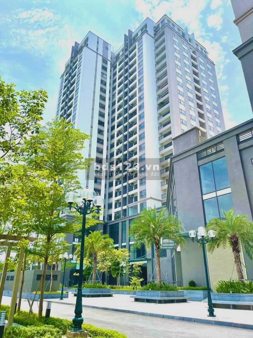 Bán căn hộ chung cư Udic Westlake 168m view hồ tây 3 mặt thoáng, giá 5 tỷ