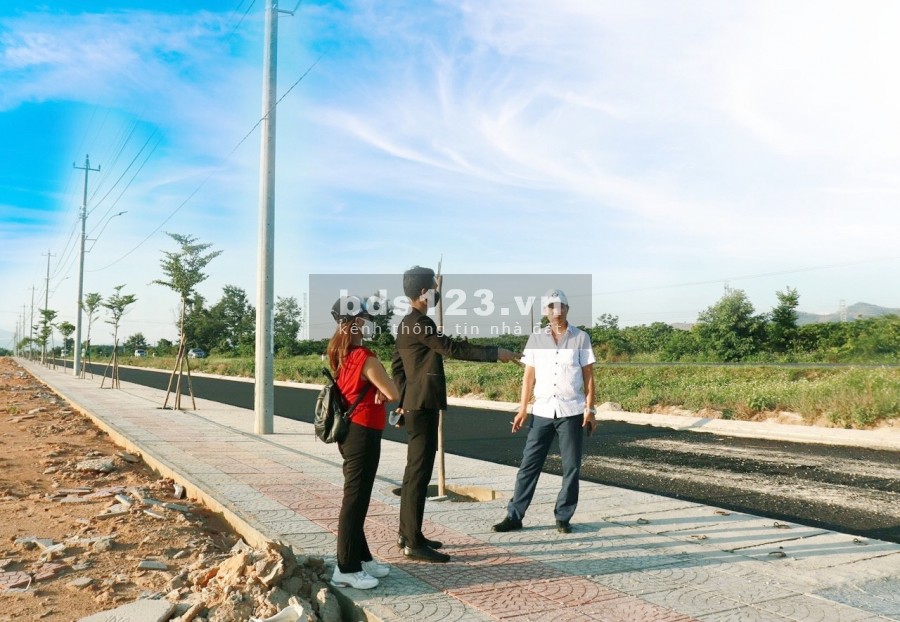 Cập nhật những lô giá rẻ hơn thị trường dự án Mega City Kon Tum Tháng 8/2021, LH: 076 847 0056.