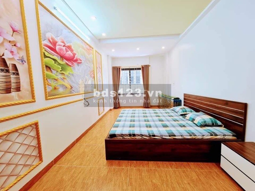 Bán nhà Văn Trì, Minh Khai, Bắc Từ Liêm dtsd 30m2, 5 tầng, giá bán 2,1 tỷ