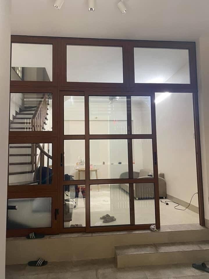 Bán gấp nhà phố Khương Hạ, Thanh Xuân, ngõ đẹp nhà đẹp. Diện tích 35m2, 5 tầng, mặt tiền 4.5m.