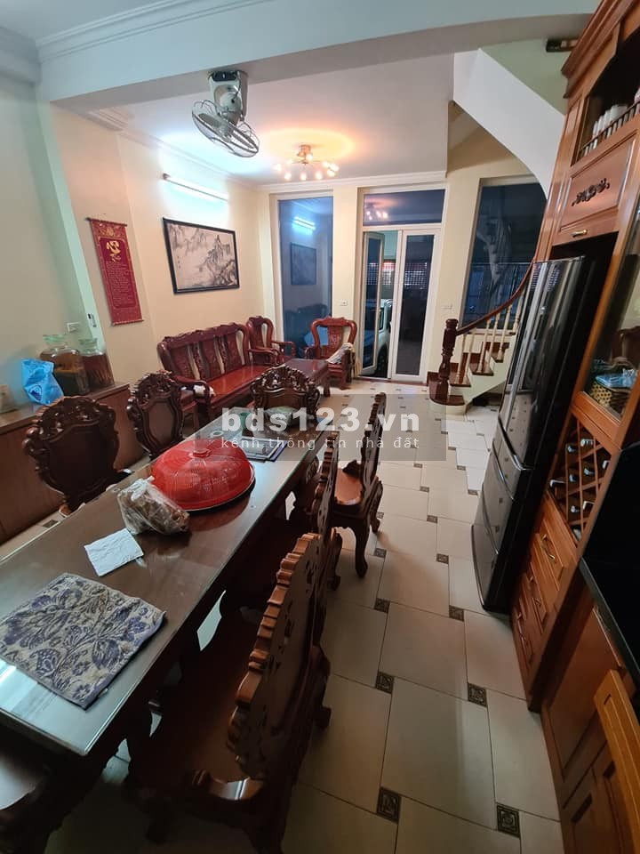 Bán nhà đẹp 5 tầng mặt ngõ 175 Lạc Long Quân ô tô tránh 79m2 giá 12,9 tỷ. LH 0912442669