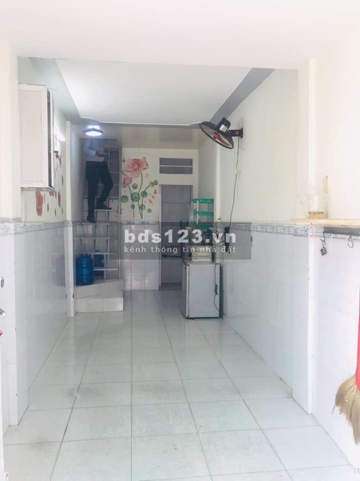 Bán nhà đường Nguyễn Oanh hẻm thông trông thấy cuối đường dt 21m2 giá bán chỉ 1,75 tỷ