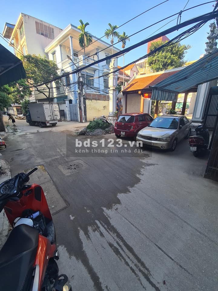 Bán nhà đẹp 5 tầng mặt ngõ 175 Lạc Long Quân ô tô tránh 79m2 giá 12,9 tỷ. LH 0912442669
