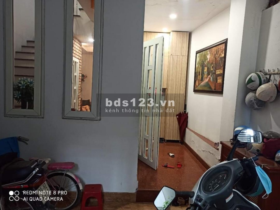 Cần bán nhà 53m2 Đình Thôn, Nam Từ Liêm, 53m2 x 5 tầng, MT 5m, chỉ với 5.6 tỷ
