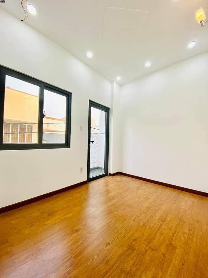 Nhà Quang Trung, Gò Vấp. Giảm 400TR,3 Tầng, Ngang 7m Giá Trị, Ngay Trung Tâm