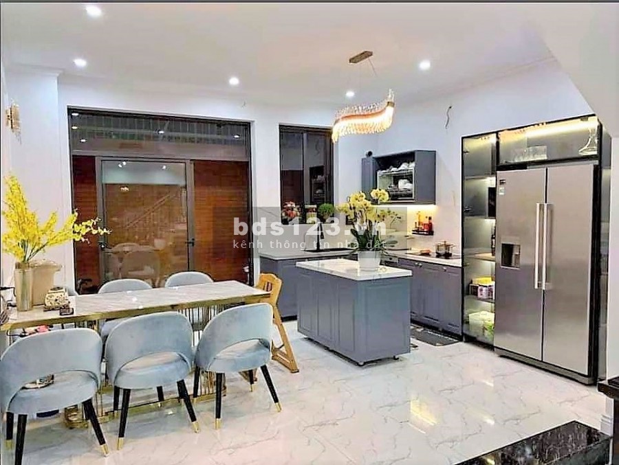 Biệt thự vườn Tây Mỗ-Vin Smart. Vỉa hè, Ô tô, Bể bơi, Kinh doanh dt 300m2 4 tầng, giá 15 tỷ