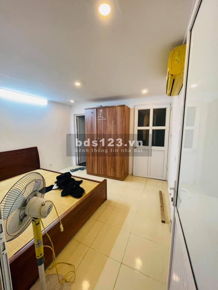 Nhỉnh 2 tỷ có nhà đẹp Nguyễn Trãi Thanh Xuân 20m2 3 tầng, tặng full nội thất, ở ngay.