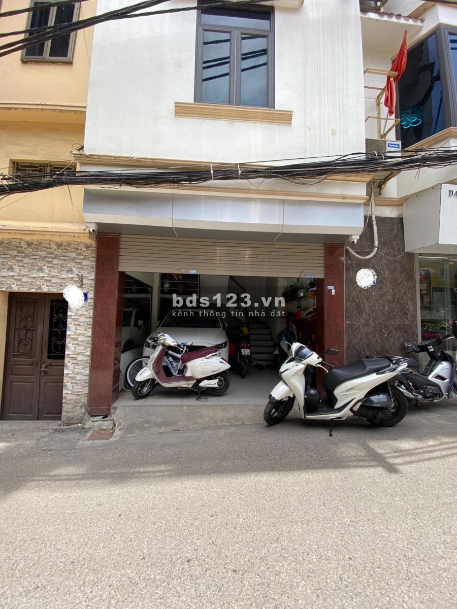Bán nhà Phân Lô Đền Lừ II vỉa hè gara otô diện tích 40m2 giá bán 5.5 tỷ.