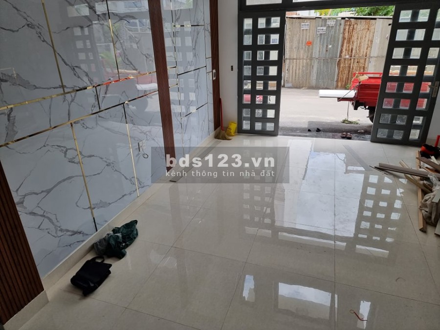 Bán Nhà hẻm xe hơi 5 tầng giá rẻ chỉ 5.5 tỷ Tô Ngọc Vân phường Thạnh Xuân Quận 12