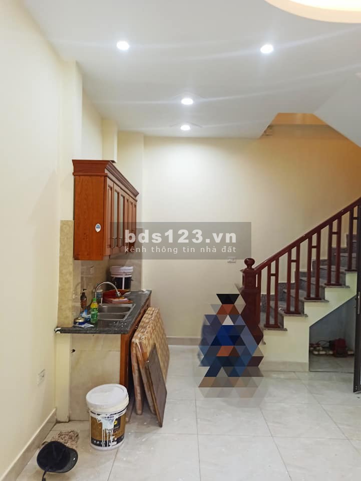 Nhà Lê Trọng Tấn, Lô Góc, DT 35m2, 3 tầng, Mặt Tiền 4.2m giá 2,15 tỷ (CTL)