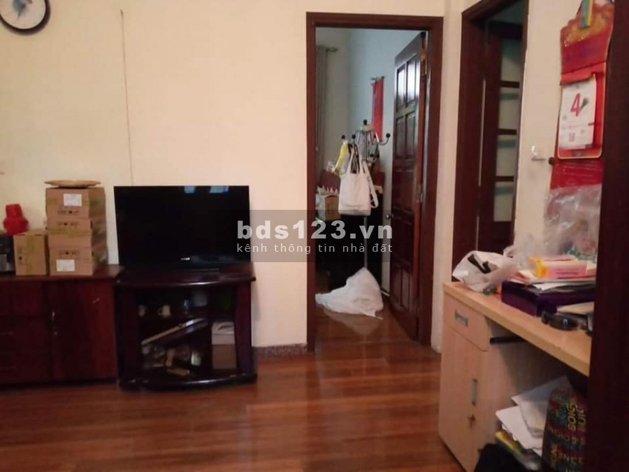 6 tỷ có ngay 111M Phố Hào Nam, TTQ. Đống Đa Quá hot Quá hiếm Tặng Nguyên nhà 4 Tầng