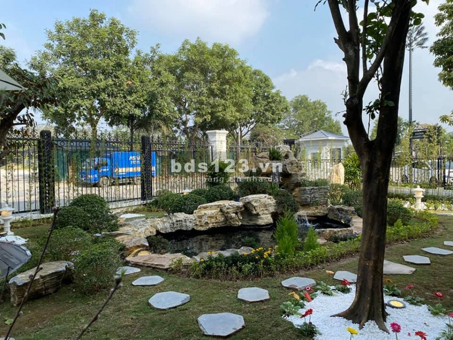 Cần bán biệt thự dự án Elegant Park Thạch Bàn, Long Biên, lô góc view vườn hoa