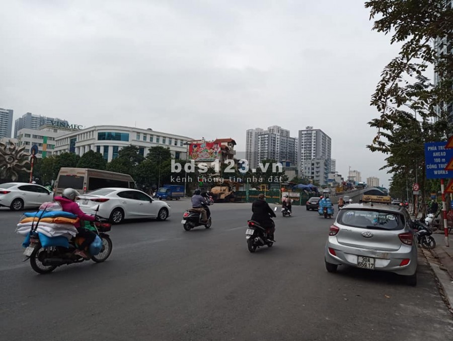 Mặt Phố, Kinh Doanh, diện tích 120m2 mặt tiền 4.2m Quan Hoa, Quận Cầu Giấy