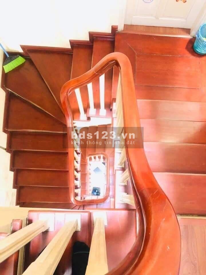 Bán nhà Khương Trung diện tích sử dụng 50m2 giá 6 tỷ Gara ô tô an sinh tốt