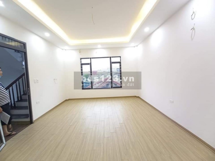 Bán nhà Tựu Liệt – Thanh Trì, Ôtô đỗ, dt 40m2, 5 Tầng, mặt 6m, giá chỉ 2.92 Tỷ