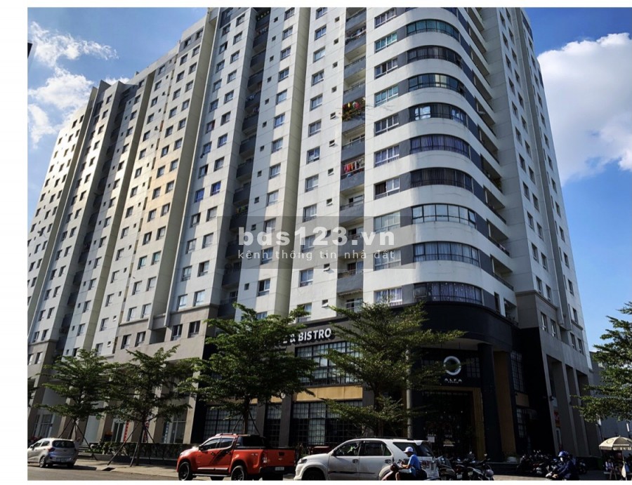 Bán nhà mặt tiền Lê Đức Thọ, dt 95m2, tặng thang máy Nhật, ngay Dream Home, giá 12.5 tỷ.