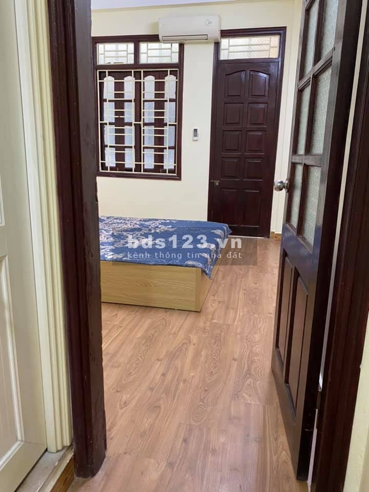 Bán nhà Hoàng Mai ở ngay, kinh doanh nhỏ dt 35m2, 4 tầng giá nhỉnh 3 tỷ, sổ đẹp