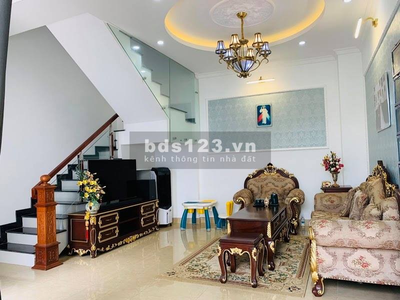 Biệt thự trung tâm Sài Gòn giá chỉ 8 tỷ tặng full…