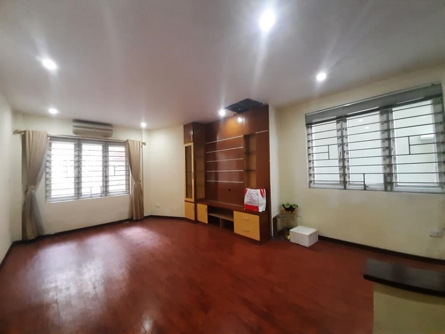 Trung Tâm Thanh Xuân, Ngõ Thẳng Gần Phố, Lô Góc 2 Mặt Ngõ, 40m2*5T, Bán Nhà Quan Nhân