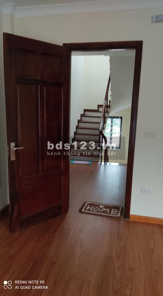 Nhà nguyên căn đẹp Cầu Giấy, phân lô ô tô đỗ cửa, dt 45m2, giá bán 6.9 tỷ